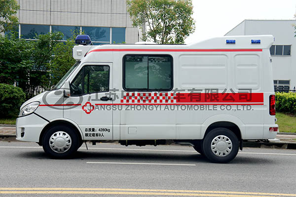 中意SZY5042XJHN5依维柯救护车